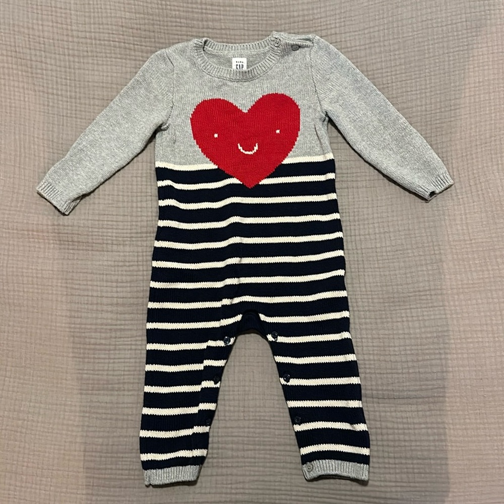 Baby Gap knit romper, size 12-18 mo